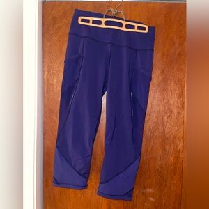Lululemon blue cropped leggings